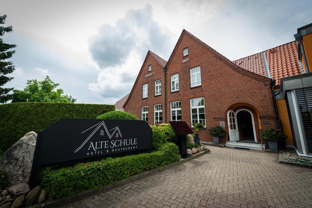 Hotel & Restaurant Alte Schule Siek Exterior photo